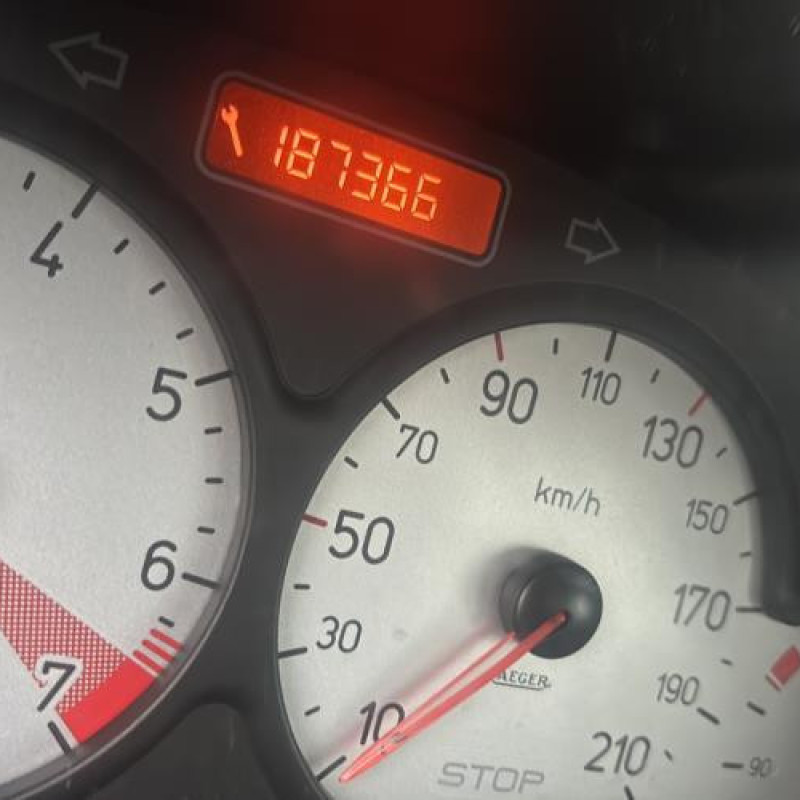 Levier de vitesses PEUGEOT 206 Photo n°16