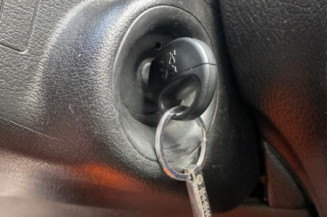 Levier de vitesses PEUGEOT 206