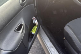 Levier de vitesses PEUGEOT 206