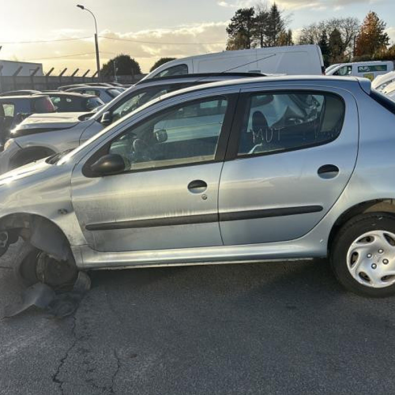 Tambour arriere gauche PEUGEOT 206 Photo n°6