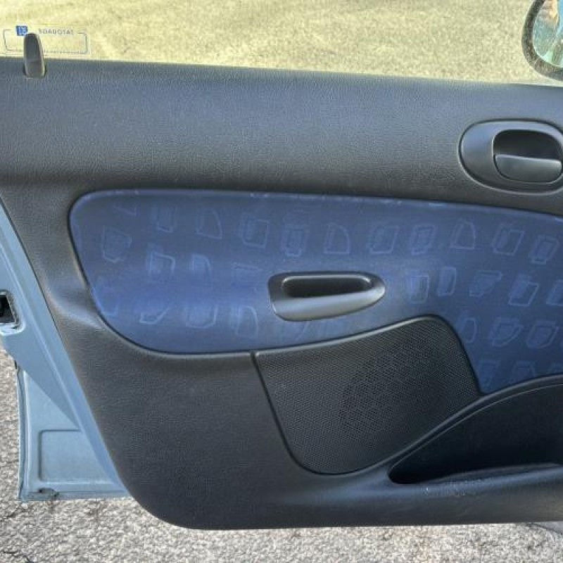 Tambour arriere gauche PEUGEOT 206 Photo n°9