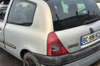 Custode arriere gauche RENAULT CLIO 2