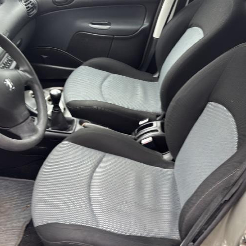 Levier de vitesses PEUGEOT 206 Photo n°10