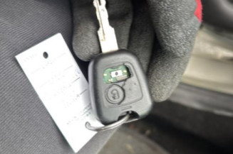 Levier de vitesses PEUGEOT 206