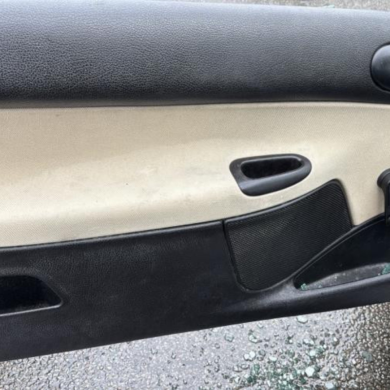 Levier de vitesses PEUGEOT 206 Photo n°10