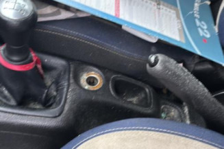 Levier de vitesses PEUGEOT 206