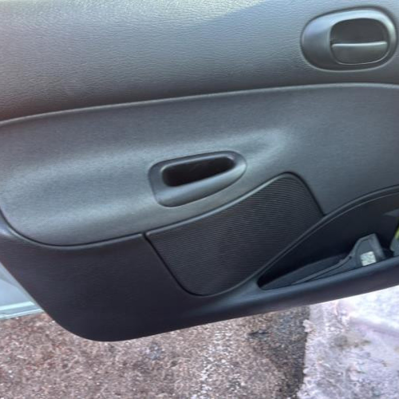 Levier de vitesses PEUGEOT 206 Photo n°14