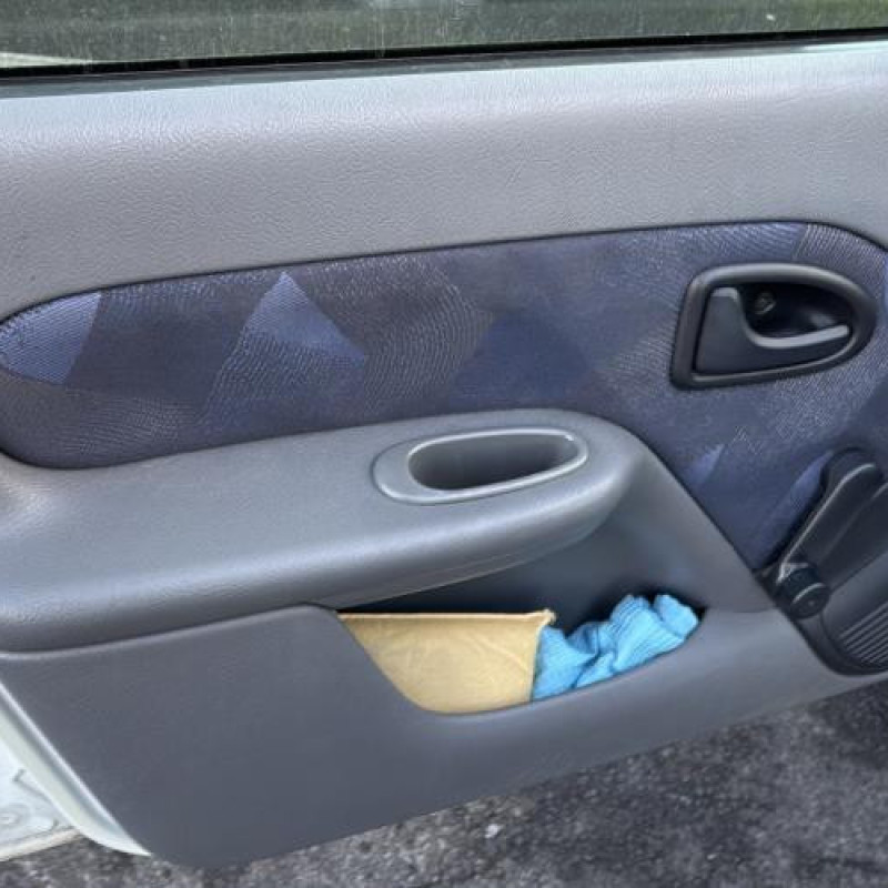 Colonne de direction RENAULT CLIO 2 Photo n°9