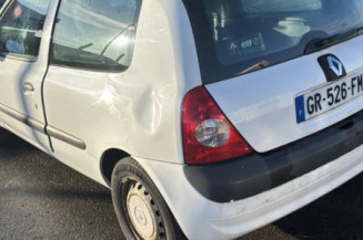 Custode arriere droit RENAULT CLIO 2