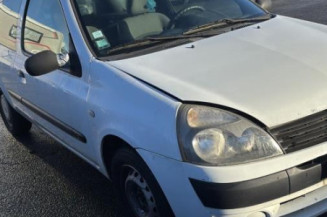 Custode arriere gauche RENAULT CLIO 2