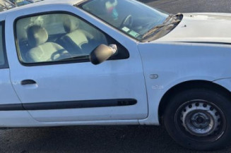 Custode arriere gauche RENAULT CLIO 2
