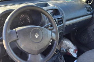 Custode arriere gauche RENAULT CLIO 2