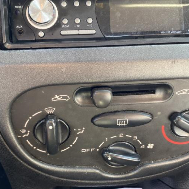 Compteur PEUGEOT 206 Photo n°16