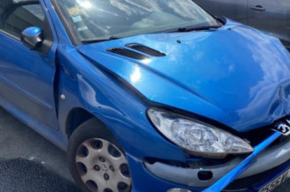 Levier de vitesses PEUGEOT 206