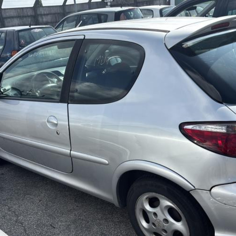 Levier de vitesses PEUGEOT 206 Photo n°6