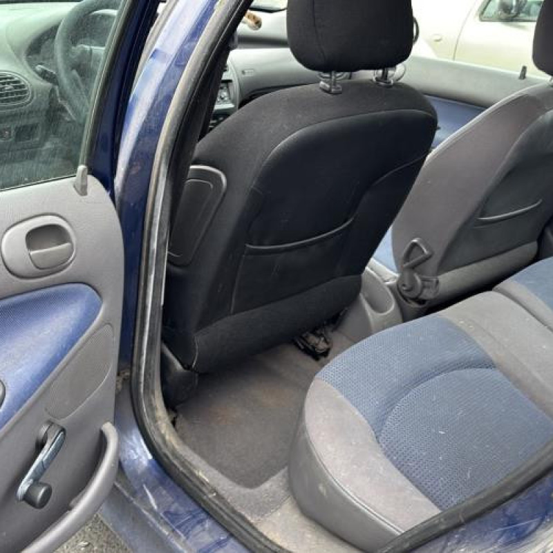 Levier de vitesses PEUGEOT 206 Photo n°10