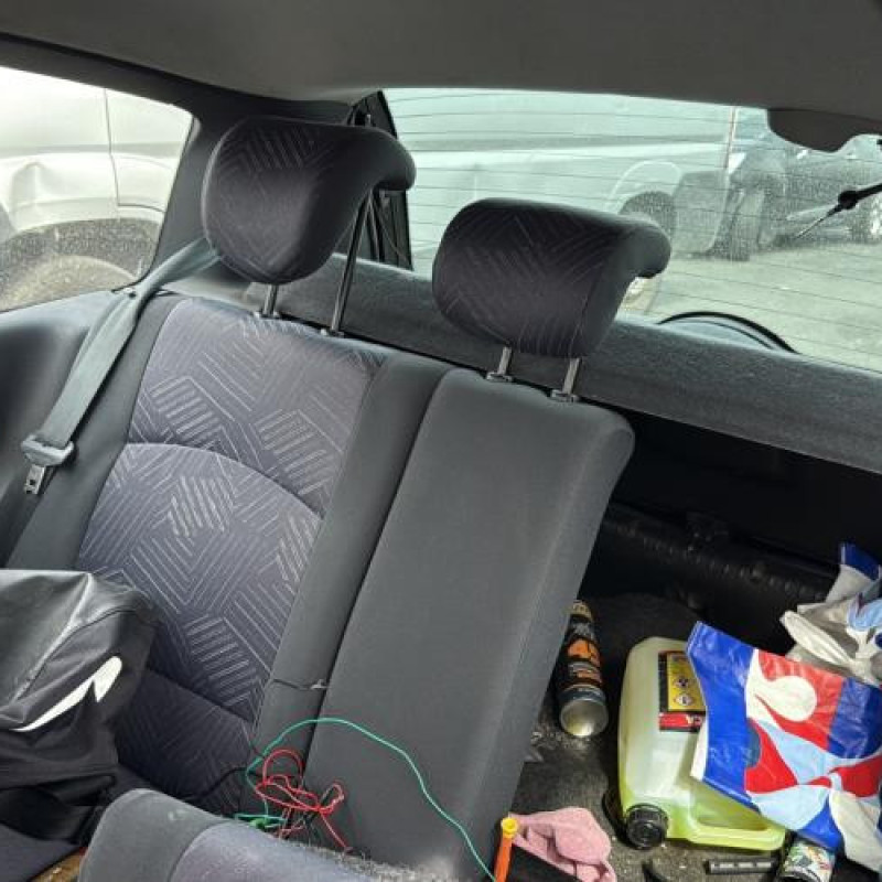 Custode arriere droit RENAULT CLIO 2 Photo n°12