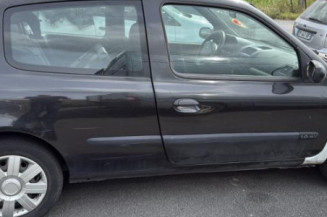 Custode arriere gauche RENAULT CLIO 2