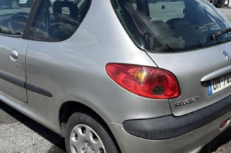 Levier de vitesses PEUGEOT 206