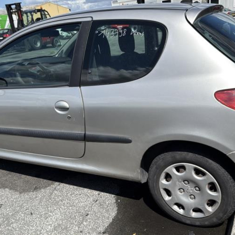 Levier de vitesses PEUGEOT 206 Photo n°6