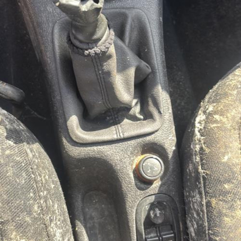 Face avant PEUGEOT 206 Photo n°16