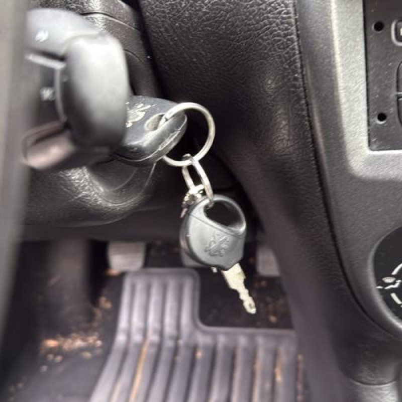 Levier de vitesses PEUGEOT 206 Photo n°17