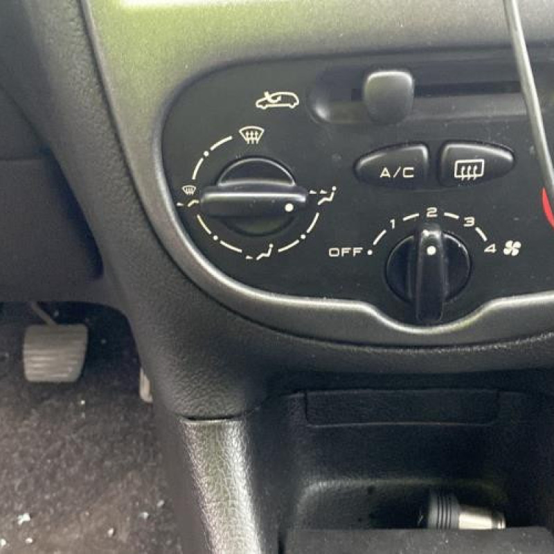 Levier de vitesses PEUGEOT 206 Photo n°15