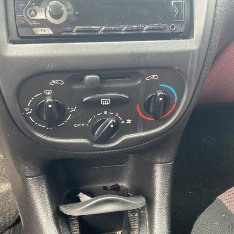 Levier de vitesses PEUGEOT 206 Photo n°14