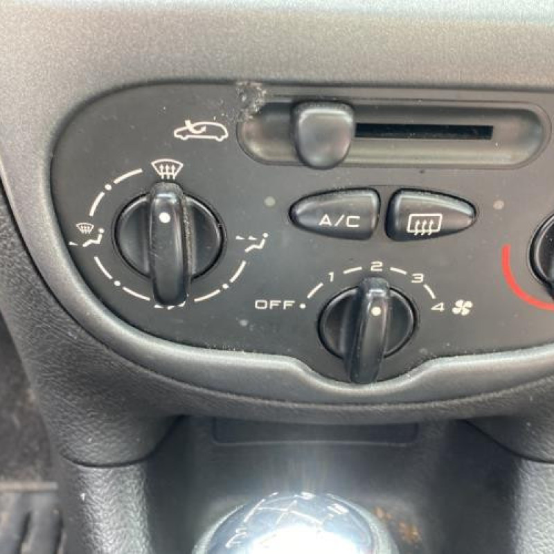 Levier de vitesses PEUGEOT 206 Photo n°1