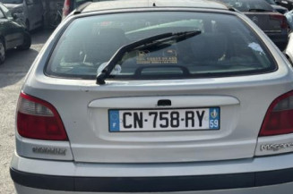 Feu arriere stop central RENAULT MEGANE 1