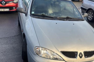 Compteur RENAULT MEGANE 1