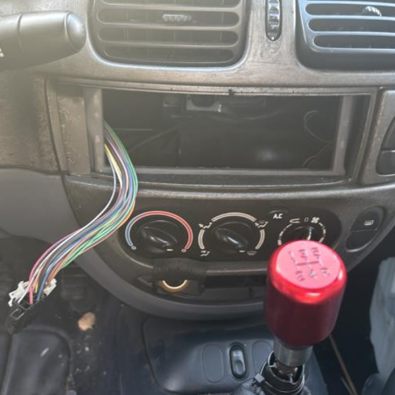 Compteur RENAULT MEGANE 1 Photo n°17