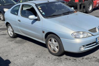 Compteur RENAULT MEGANE 1