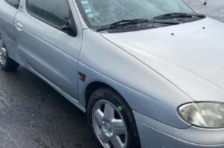 Compteur RENAULT MEGANE 1