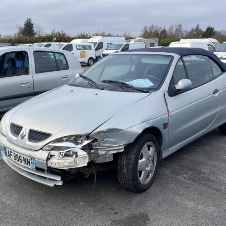 Compteur RENAULT MEGANE 1 Photo n°1