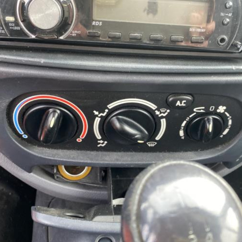 Compteur RENAULT MEGANE 1 Photo n°8