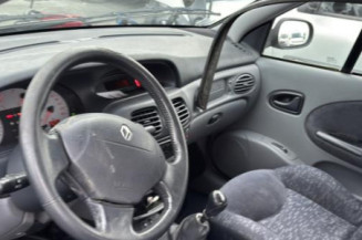 Compteur RENAULT MEGANE 1