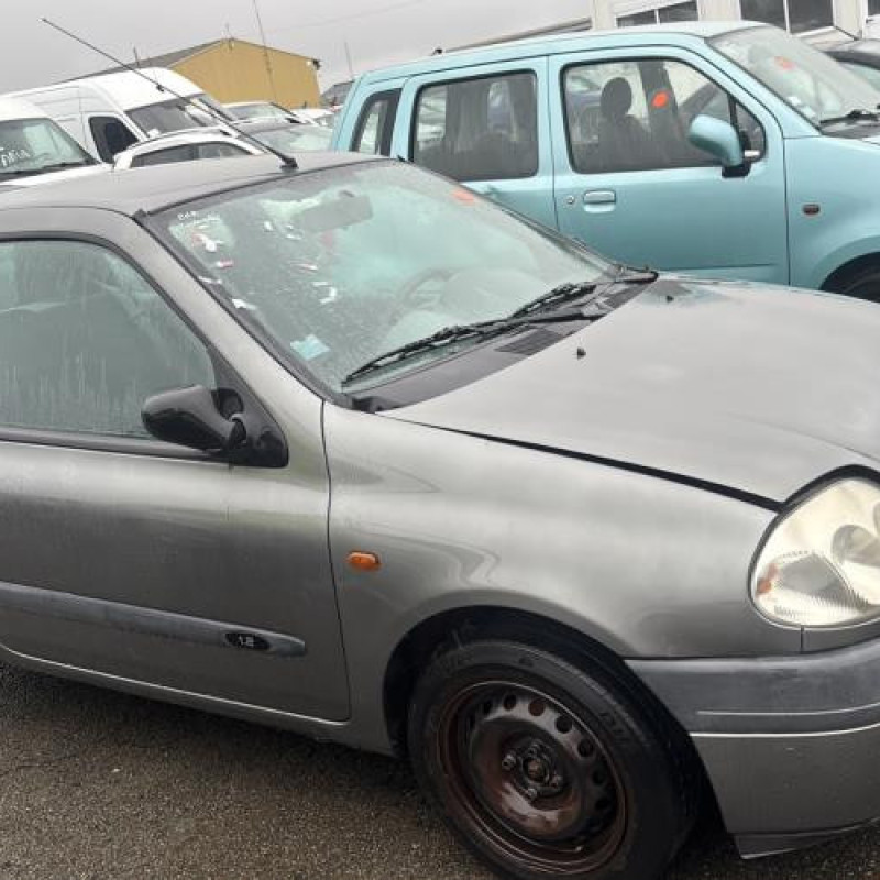 Tambour arriere droit RENAULT CLIO 2 Photo n°4