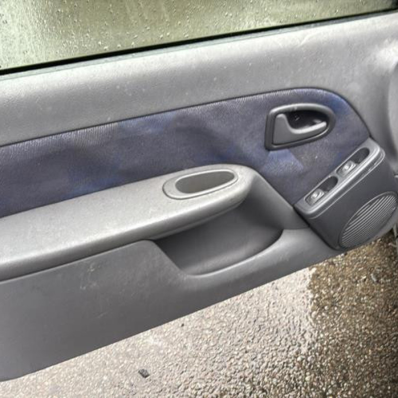 Tambour arriere gauche RENAULT CLIO 2 Photo n°10