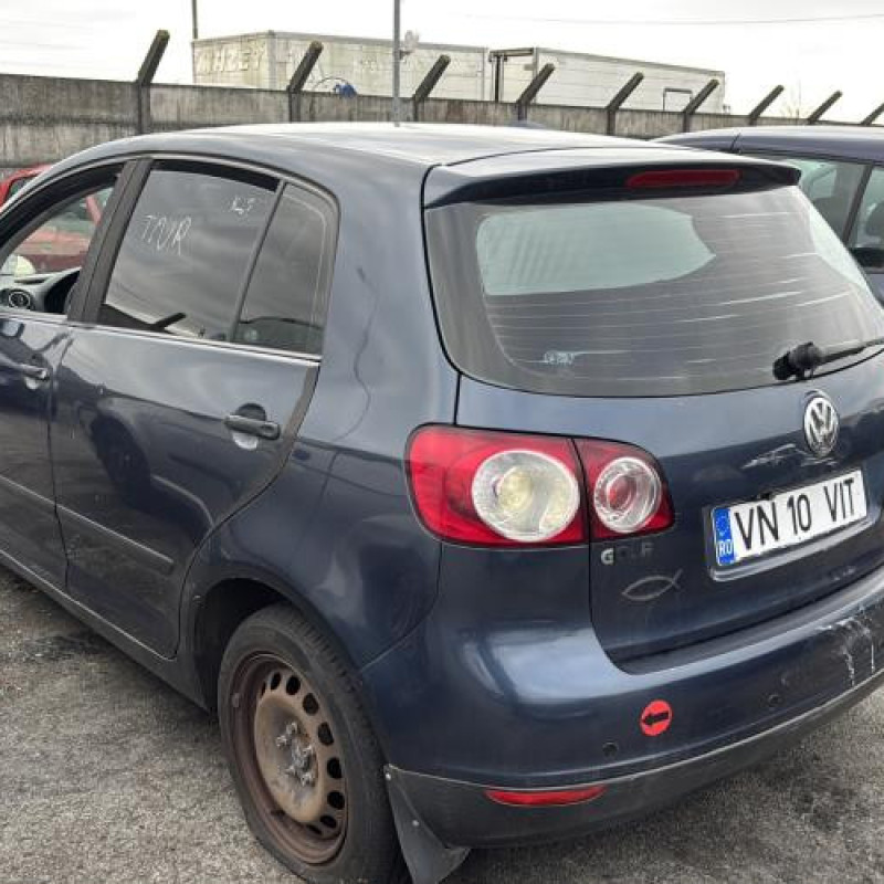 Feu arriere principal droit (feux) VOLKSWAGEN GOLF PLUS Photo n°4