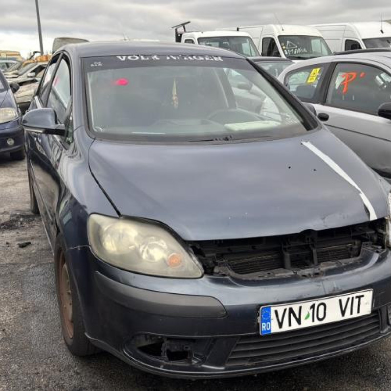 Feu arriere principal droit (feux) VOLKSWAGEN GOLF PLUS Photo n°8