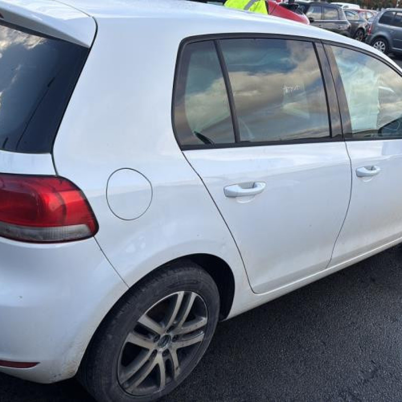 Pivot de moyeu arriere droit VOLKSWAGEN GOLF 6 Photo n°4