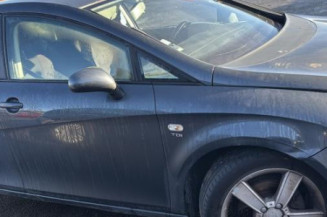 Reservoir essence SEAT LEON 2