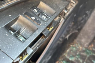 Reservoir essence SEAT LEON 2