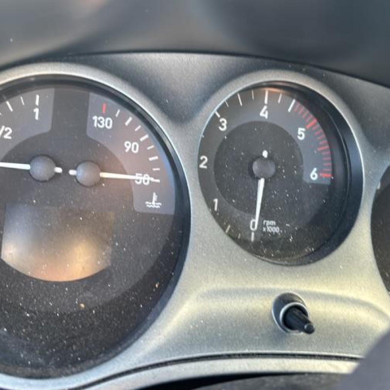 Reservoir essence SEAT LEON 2 Photo n°13