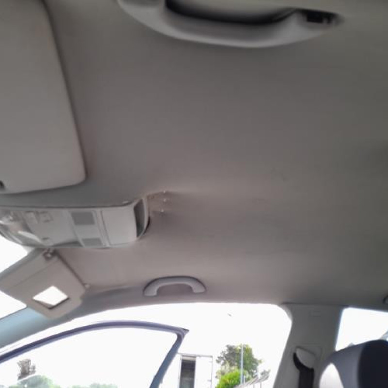 Reservoir essence VOLKSWAGEN GOLF 5 Photo n°10