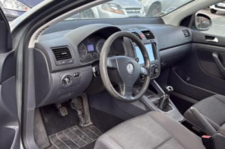 Reservoir essence VOLKSWAGEN GOLF 5