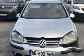 Reservoir essence VOLKSWAGEN GOLF 5