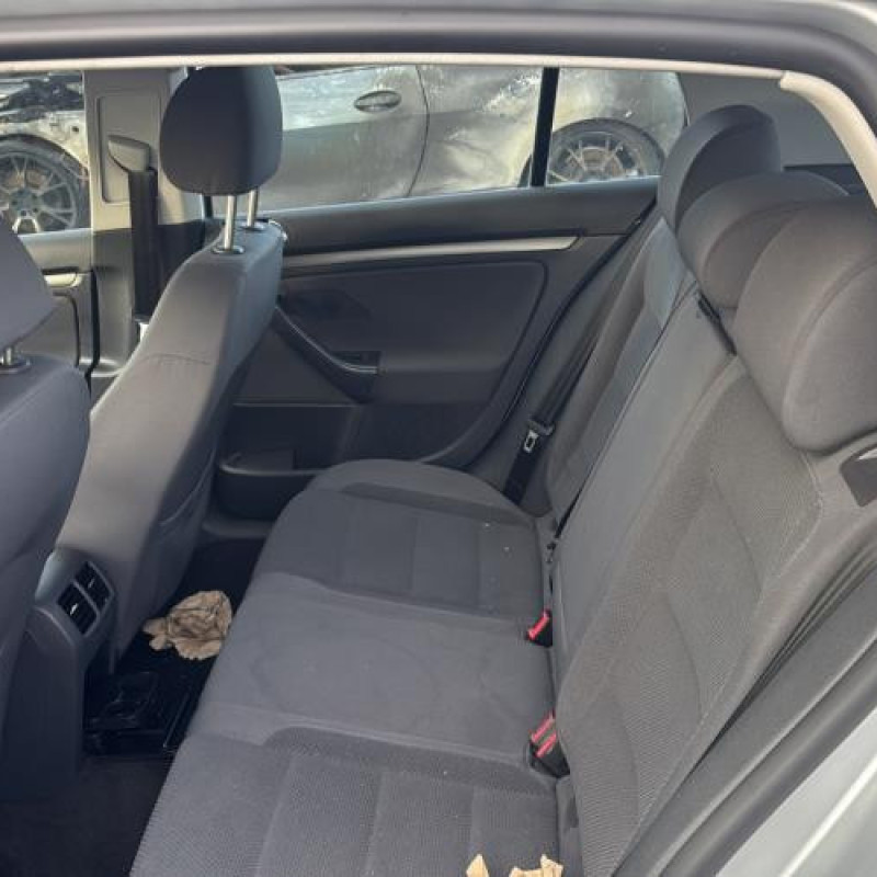 Reservoir essence VOLKSWAGEN GOLF 5 Photo n°16