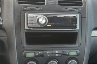 Reservoir essence VOLKSWAGEN GOLF 5